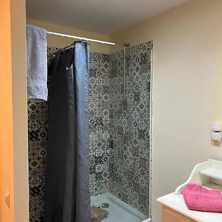 Appartement Abierto Con Patio